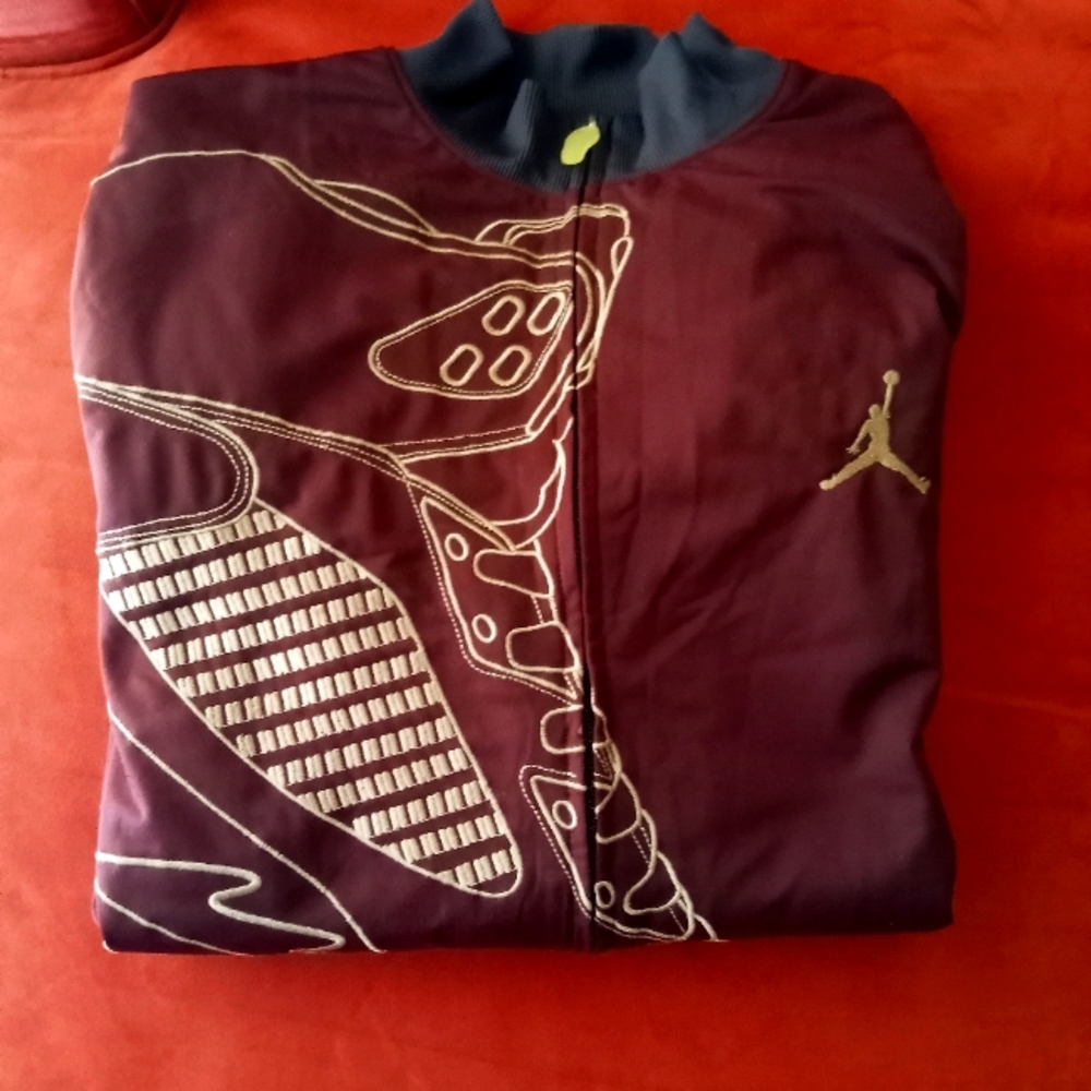 Jordan V jacket Burgundy